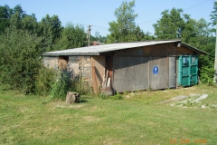 Remise Nordansicht mit Container